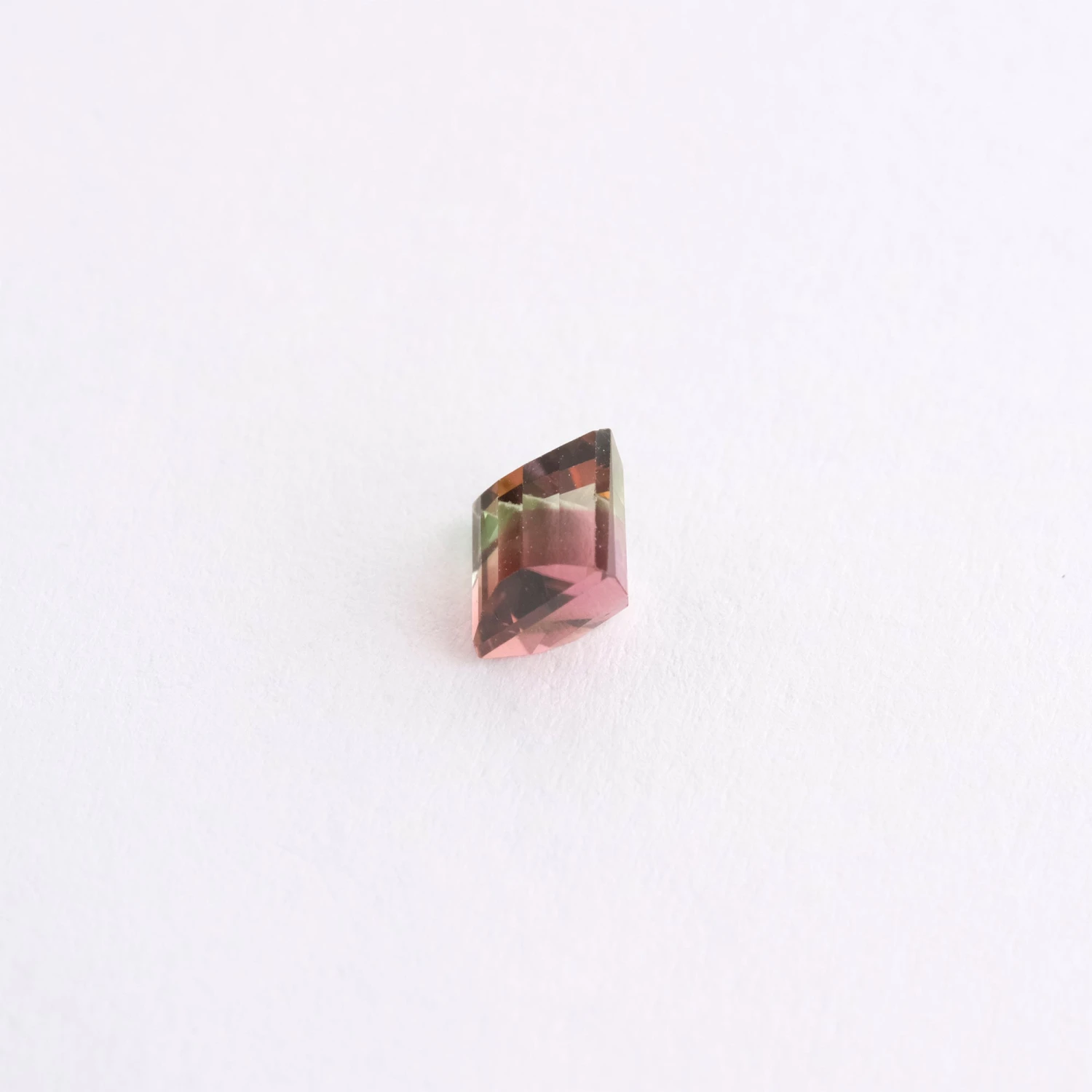 .70 Carat Watermelon Brilliant Cut Tourmaline Gemstone 3 .70 Carat Watermelon Brilliant Cut Tourmaline Gemstone - Image 3