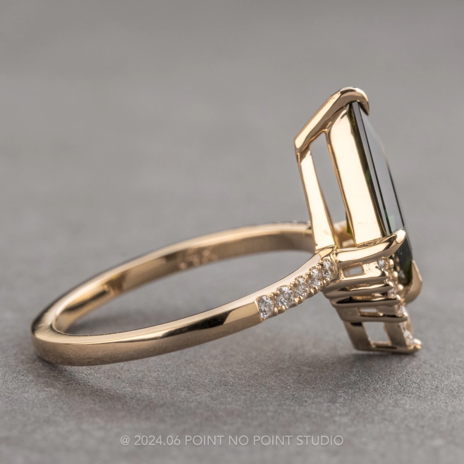 3.37 Carat Green Kite Sapphire And Diamond Engagement Ring, Avaline Setting, 14k Yellow Gold 5 3.37 Carat Green Kite Sapphire And Diamond Engagement Ring, Avaline Setting, 14k Yellow Gold - Image 5