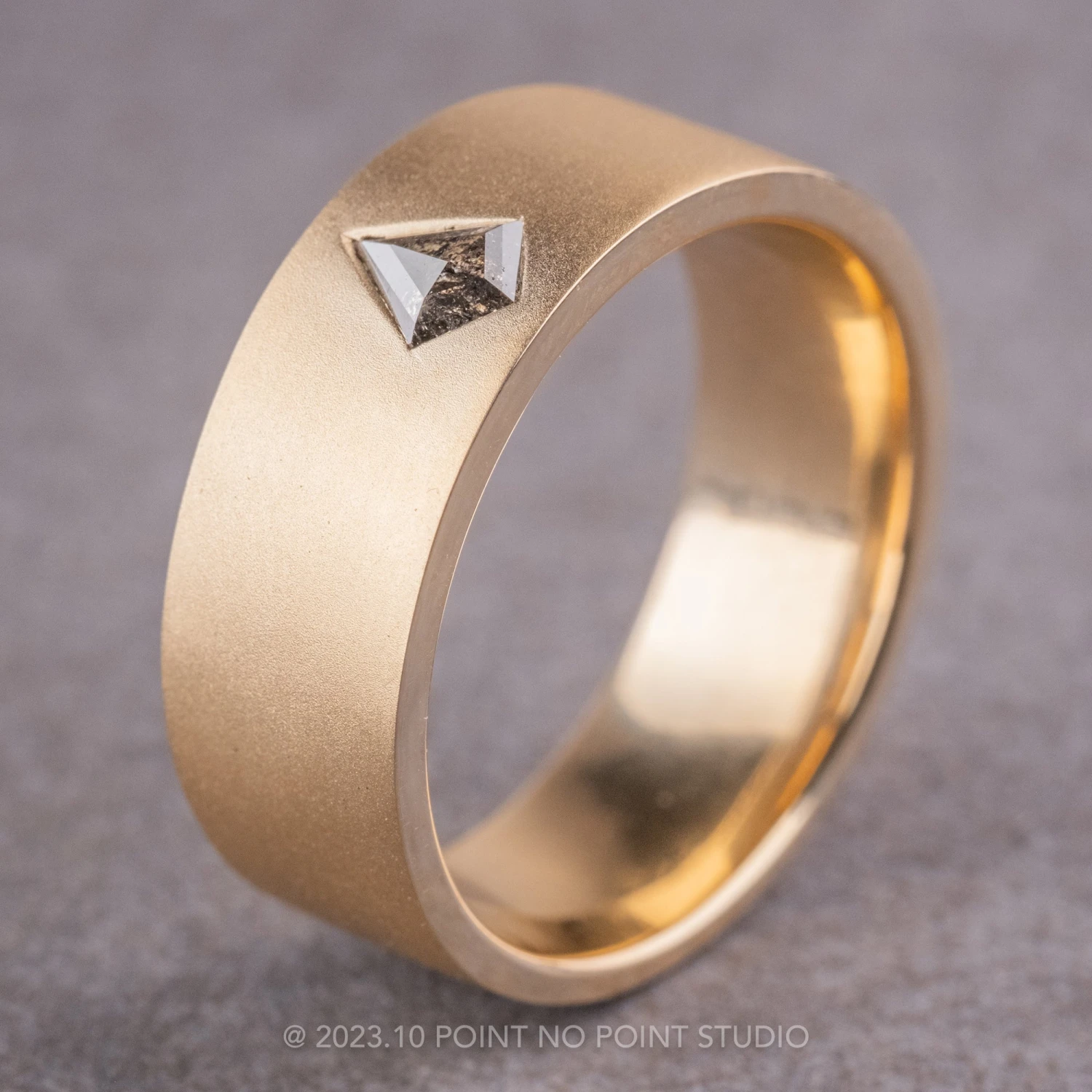 Black Speckled Kite Diamond Mens Wedding Band, Comfort Fit, 14K Yellow Gold 1 Black Speckled Kite Diamond Mens Wedding Band, Comfort Fit, 14K Yellow Gold