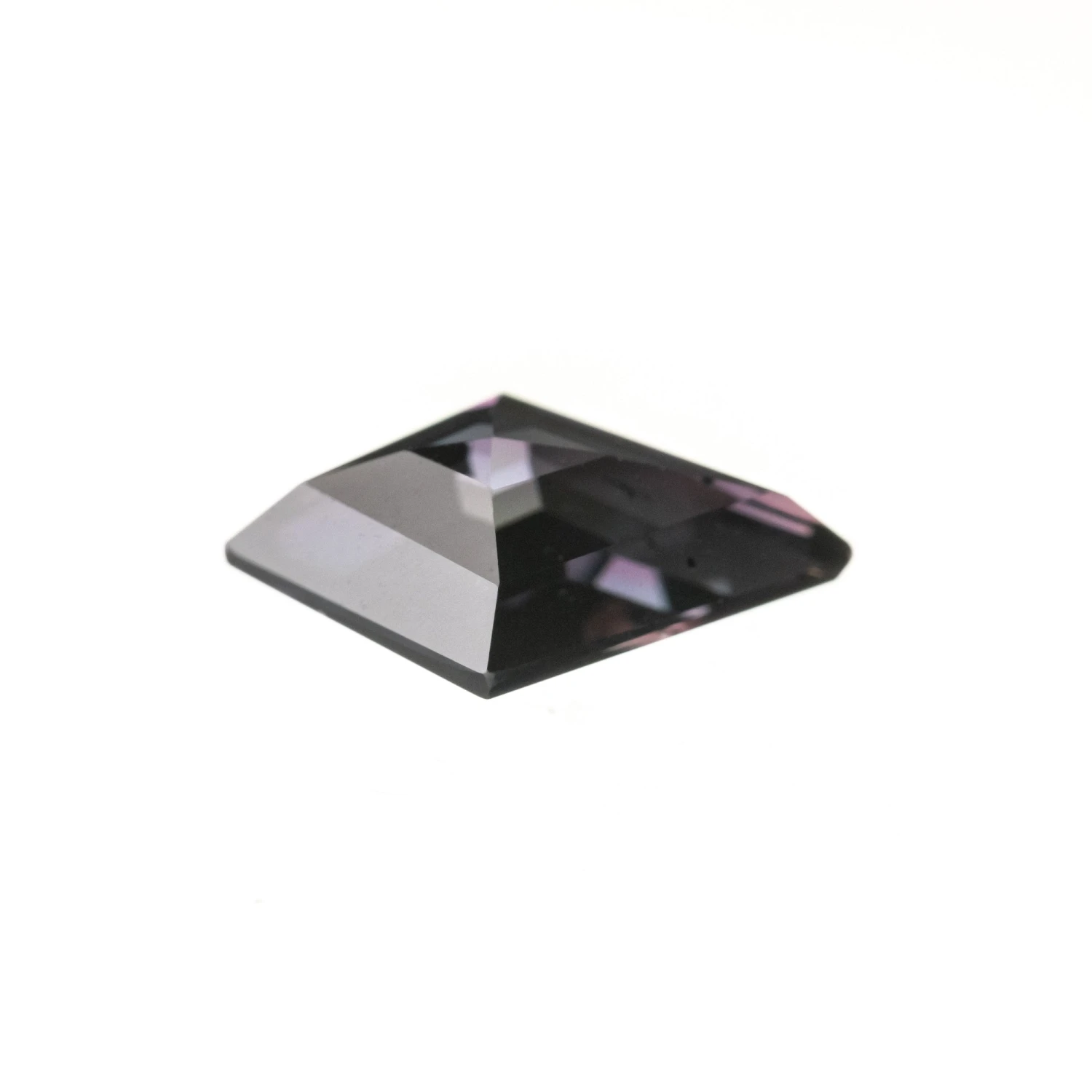 1.47 Carat Bi-Color Kite Sapphire 3 1.47 Carat Bi-Color Kite Sapphire - Image 3