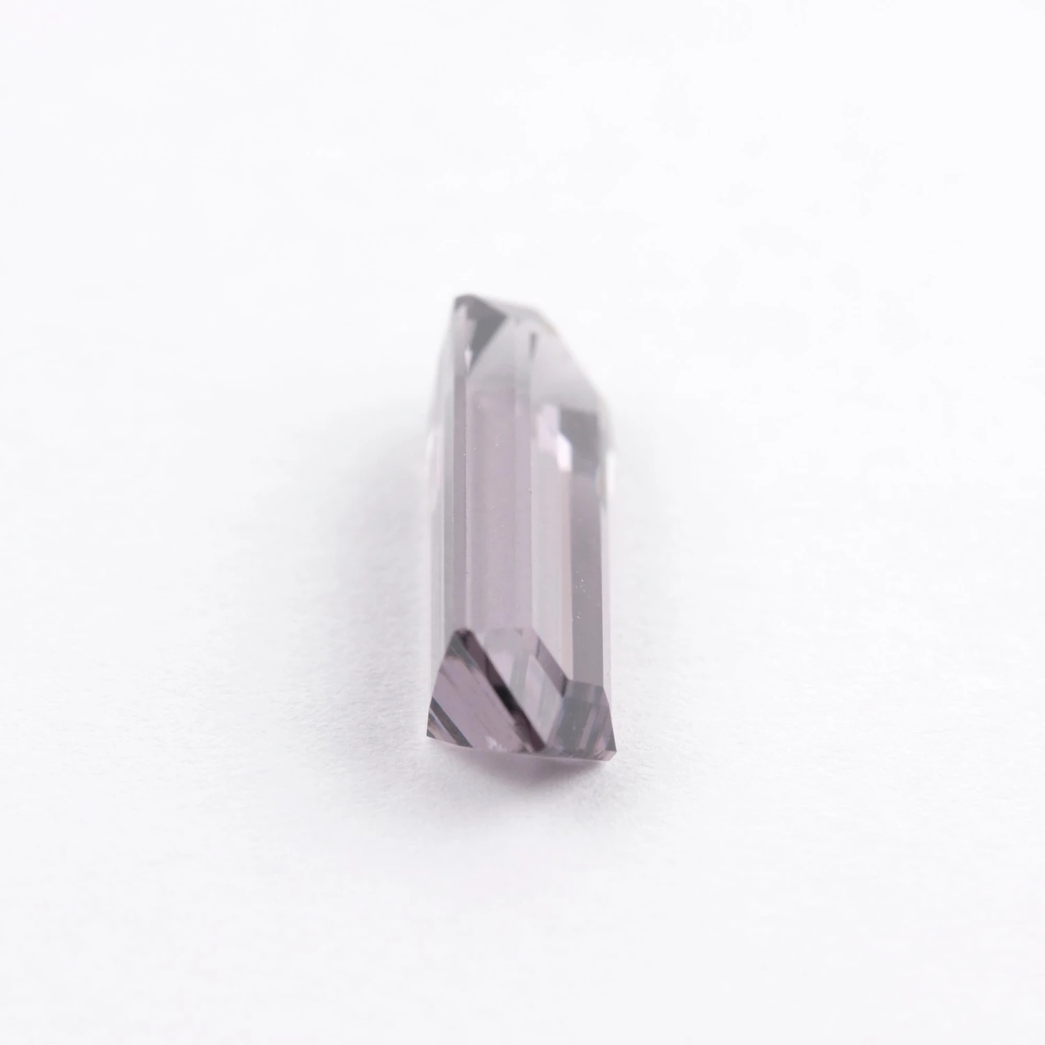 1.73 Carat Violet/Grey Spinel Hexagon 4 1.73 Carat Violet/Grey Spinel Hexagon - Image 4
