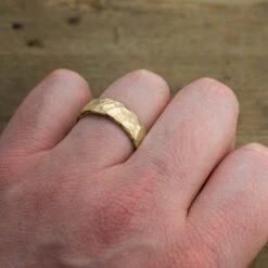 6mm 14k Yellow Gold Mens Wedding Band, Hammered Matte 7 6mm 14k Yellow Gold Mens Wedding Band, Hammered Matte -Point No Point Studio Store 1600086YG D