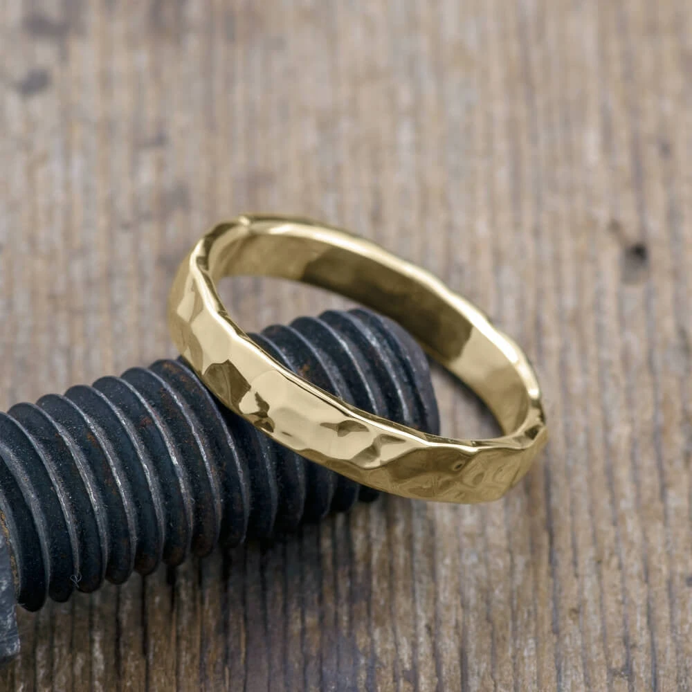 4mm Comfort Fit 14k Yellow Gold Mens Wedding Ring, Hammered Polished 3 4mm Comfort Fit 14k Yellow Gold Mens Wedding Ring, Hammered Polished - Image 3