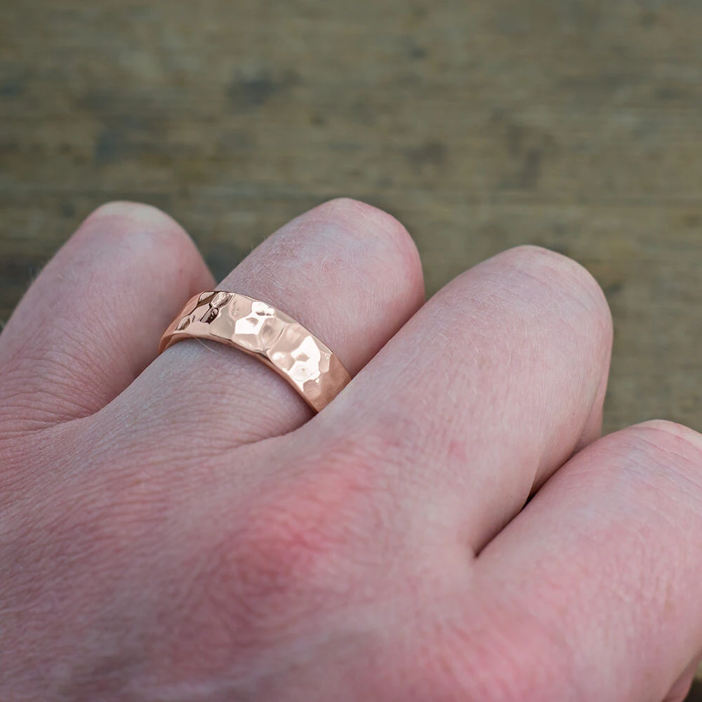 6mm 14k Rose Gold Mens Wedding Band, Hammered Polished 4 6mm 14k Rose Gold Mens Wedding Band, Hammered Polished - Image 4