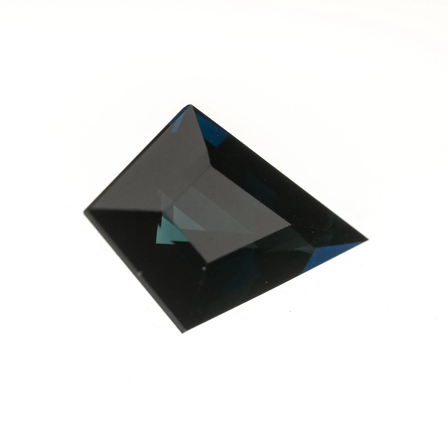 2.99 Carat Midnight Blue Kite Sapphire 3 2.99 Carat Midnight Blue Kite Sapphire - Image 3