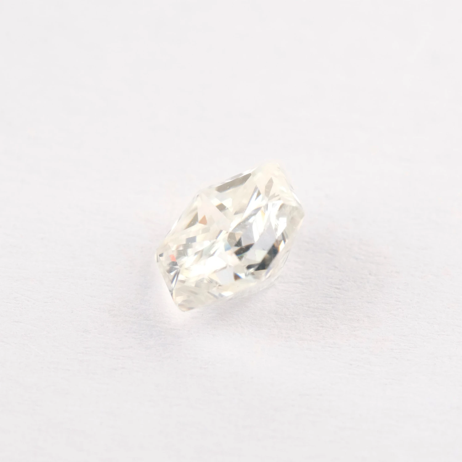 1.38 Carat White Hexagon Moissanite 3 1.38 Carat White Hexagon Moissanite - Image 3