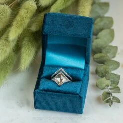 Velvet Madison Ring Boxes 30 Velvet Madison Ring Boxes -Point No Point Studio Store 20211202 SFS0153