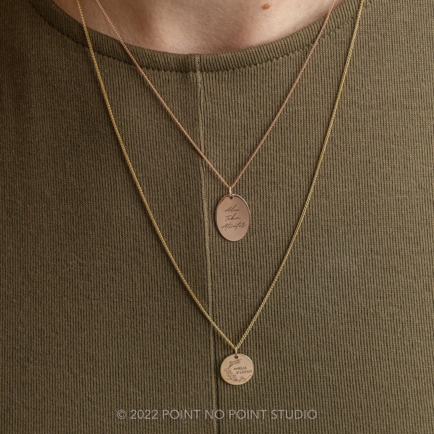 14k Gold Engraved Oriole Large Oval Charm 6 14k Gold Engraved Oriole Large Oval Charm - Image 6