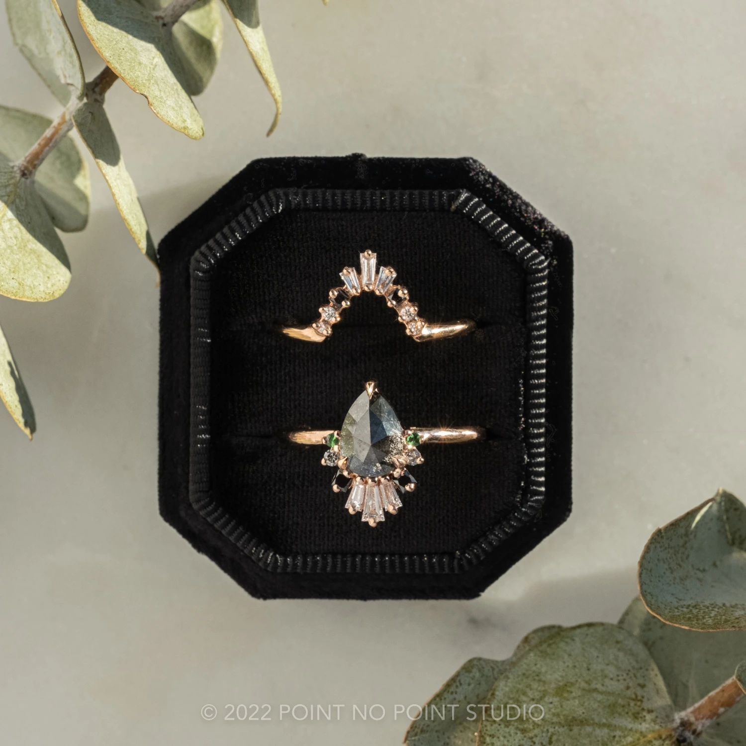 Velvet Bevel Double Slot Ring Box 4 Velvet Bevel Double Slot Ring Box - Image 4