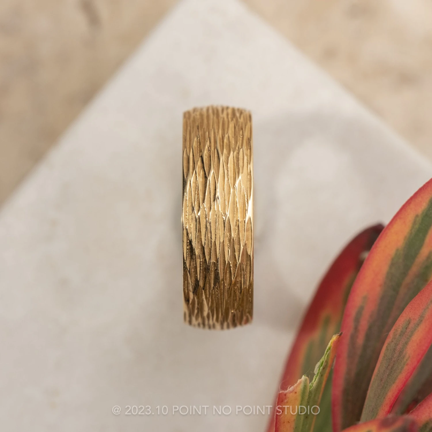6mm Comfort Fit, 14k Yellow Gold Men's Wedding Band, Tree Bark Polished 3 6mm Comfort Fit, 14k Yellow Gold Men's Wedding Band, Tree Bark Polished - Image 3