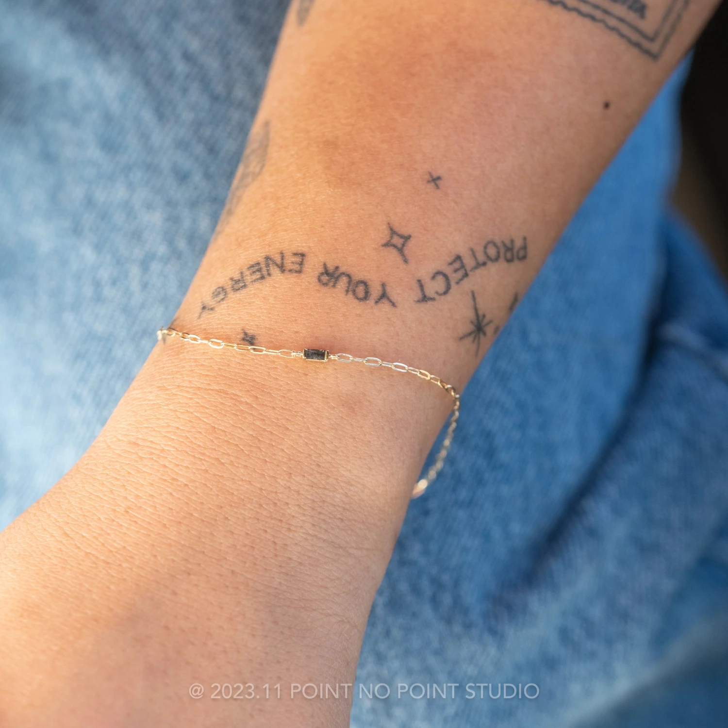 .04ct Salt And Pepper Baguette Diamond Bracelet, 14k Yellow Gold 6 .04ct Salt And Pepper Baguette Diamond Bracelet, 14k Yellow Gold - Image 6