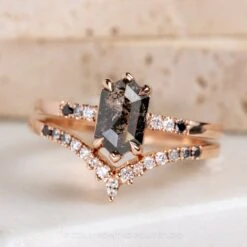 Ombre Diamond Wedding Band, Robin Setting, 14K Rose Gold 20 Ombre Diamond Wedding Band, Robin Setting, 14K Rose Gold -Point No Point Studio Store 20240105 SFS0078