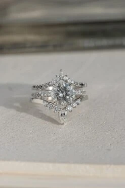 2.21 Carat Fancy Grey Round Diamond Engagement Ring, Ombre Jules Setting, Platinum -Point No Point Studio Store 20241108 SFS0075