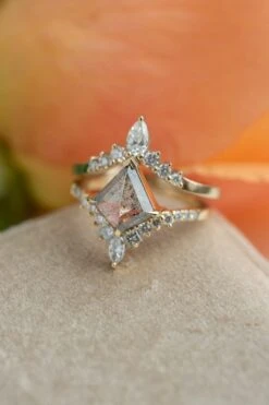 1.76 Carat Salt And Pepper Kite Diamond Engagement Ring, Willa Setting, 14K Yellow Gold 10 1.76 Carat Salt And Pepper Kite Diamond Engagement Ring, Willa Setting, 14K Yellow Gold -Point No Point Studio Store 20241126 SFS0076