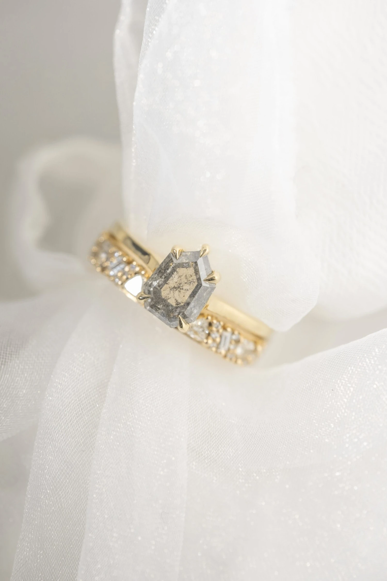 1.72 Carat Salt And Pepper Geometric Diamond Engagement Ring, Lark Setting, 14K Yellow Gold 5 1.72 Carat Salt And Pepper Geometric Diamond Engagement Ring, Lark Setting, 14K Yellow Gold - Image 5