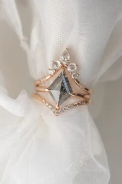 Icy White Diamond Wedding Ring, Flora Setting, 14K Rose Gold -Point No Point Studio Store 20241217 SFS0173 eeb27428 513e 43fe a157 94d9599fe506