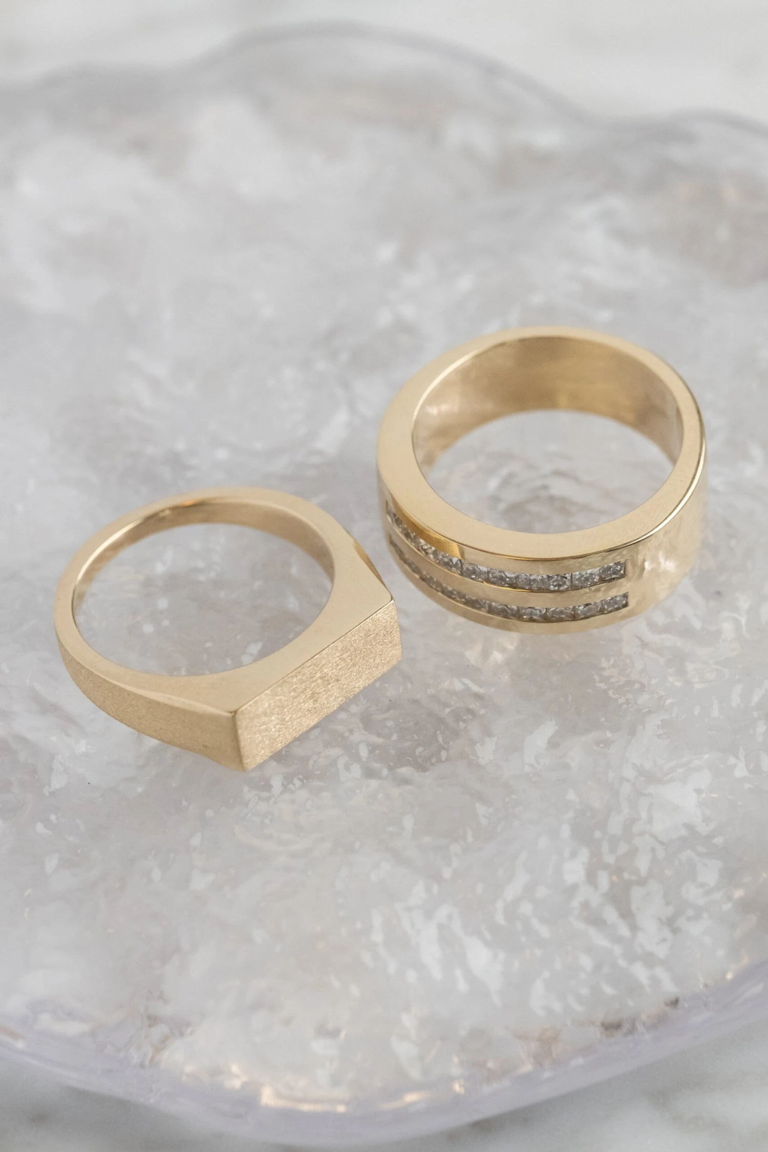 Men's Signet Style Wedding Ring, 14K Yellow Gold 4 Men's Signet Style Wedding Ring, 14K Yellow Gold - Image 4