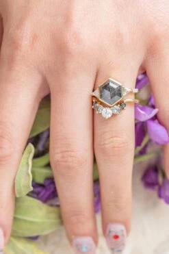 Point No Point Studio Store -Point No Point Studio Store 20250219 SFS0095