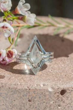 Single Diamond Victoria Wedding Band, 14k White Gold -Point No Point Studio Store 20250404 SFS0055 80265cb7 c59b 4999 bfb2 e7700386eb05