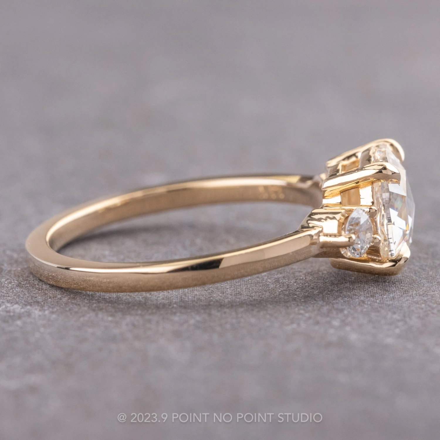 1.40 Carat Canadian Clear Round Diamond Engagement Ring, Zoe Setting, 14K Yellow Gold 7 1.40 Carat Canadian Clear Round Diamond Engagement Ring, Zoe Setting, 14K Yellow Gold - Image 7