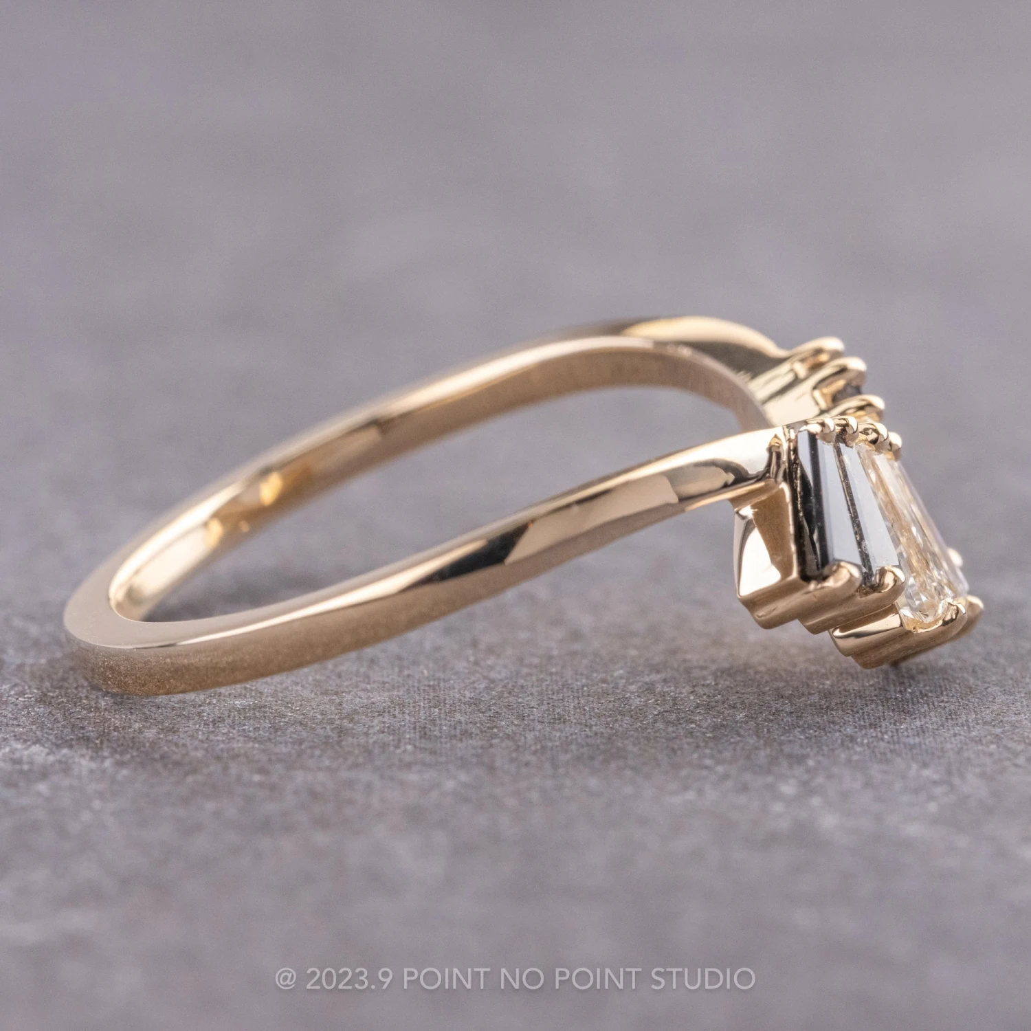 Ombre Baguette Diamond Wedding Band, Chenoa Setting, 14K Yellow Gold 9 Ombre Baguette Diamond Wedding Band, Chenoa Setting, 14K Yellow Gold - Image 9