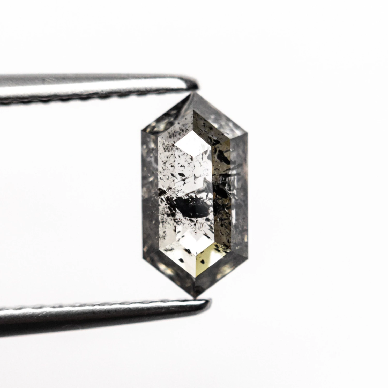 1.36 CARAT BLACK SPECKLED ROSE CUT HEXAGON DIAMOND 2 1.36 CARAT BLACK SPECKLED ROSE CUT HEXAGON DIAMOND - Image 2