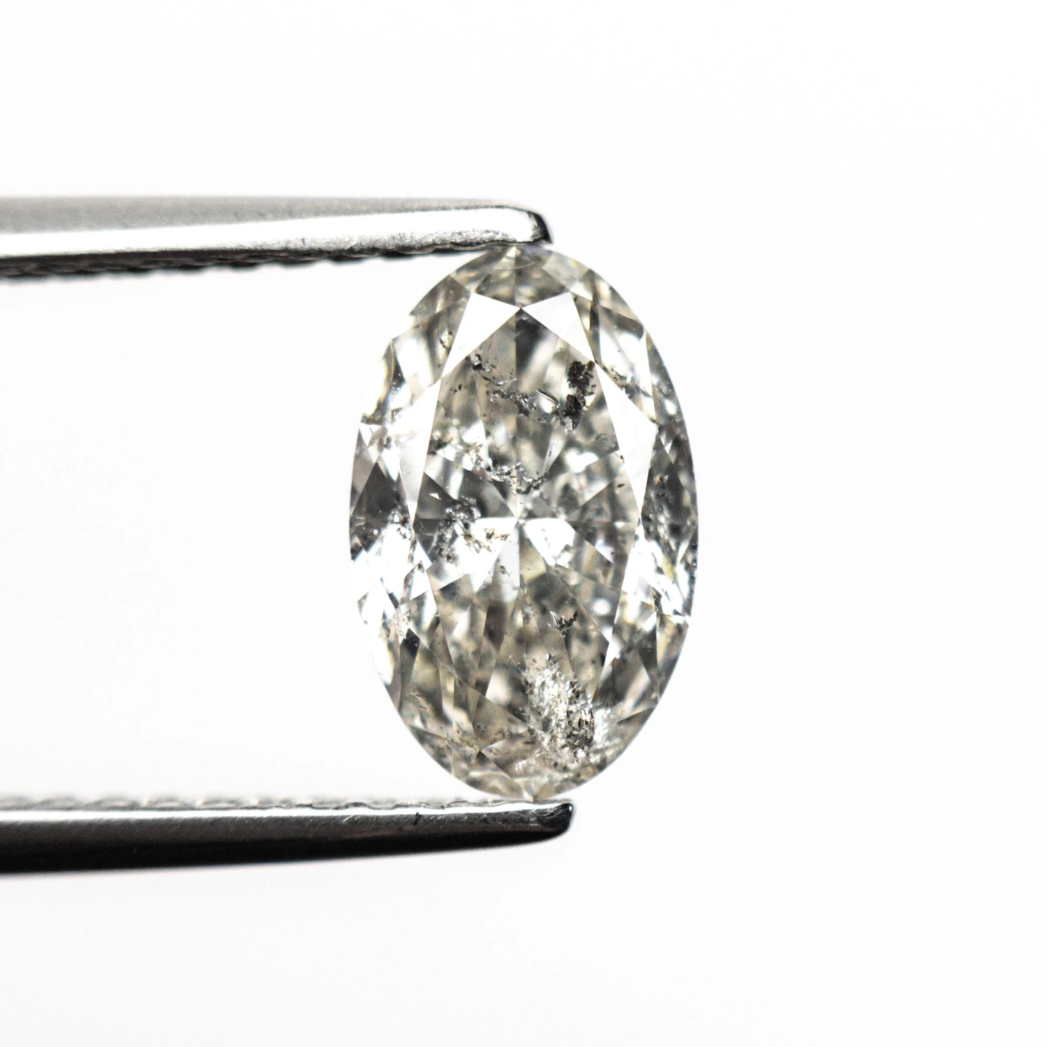 1.09 CARAT SALT AND PEPPER BRILLIANT CUT OVAL DIAMOND 2 1.09 CARAT SALT AND PEPPER BRILLIANT CUT OVAL DIAMOND - Image 2