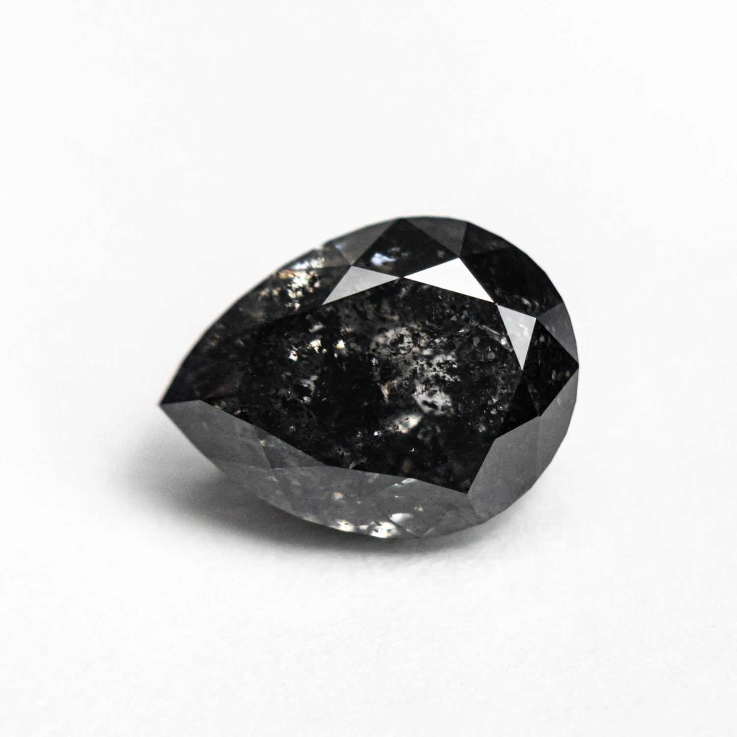 1.93 CARAT BLACK SPECKLED DOUBLE CUT PEAR DIAMOND 2 1.93 CARAT BLACK SPECKLED DOUBLE CUT PEAR DIAMOND - Image 2