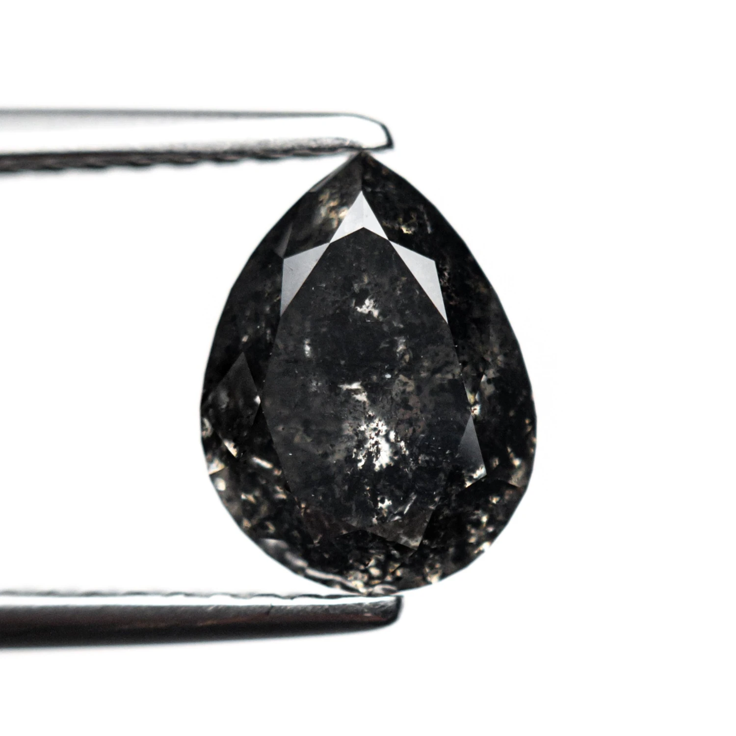 1.93 CARAT BLACK SPECKLED DOUBLE CUT PEAR DIAMOND 4 1.93 CARAT BLACK SPECKLED DOUBLE CUT PEAR DIAMOND - Image 4