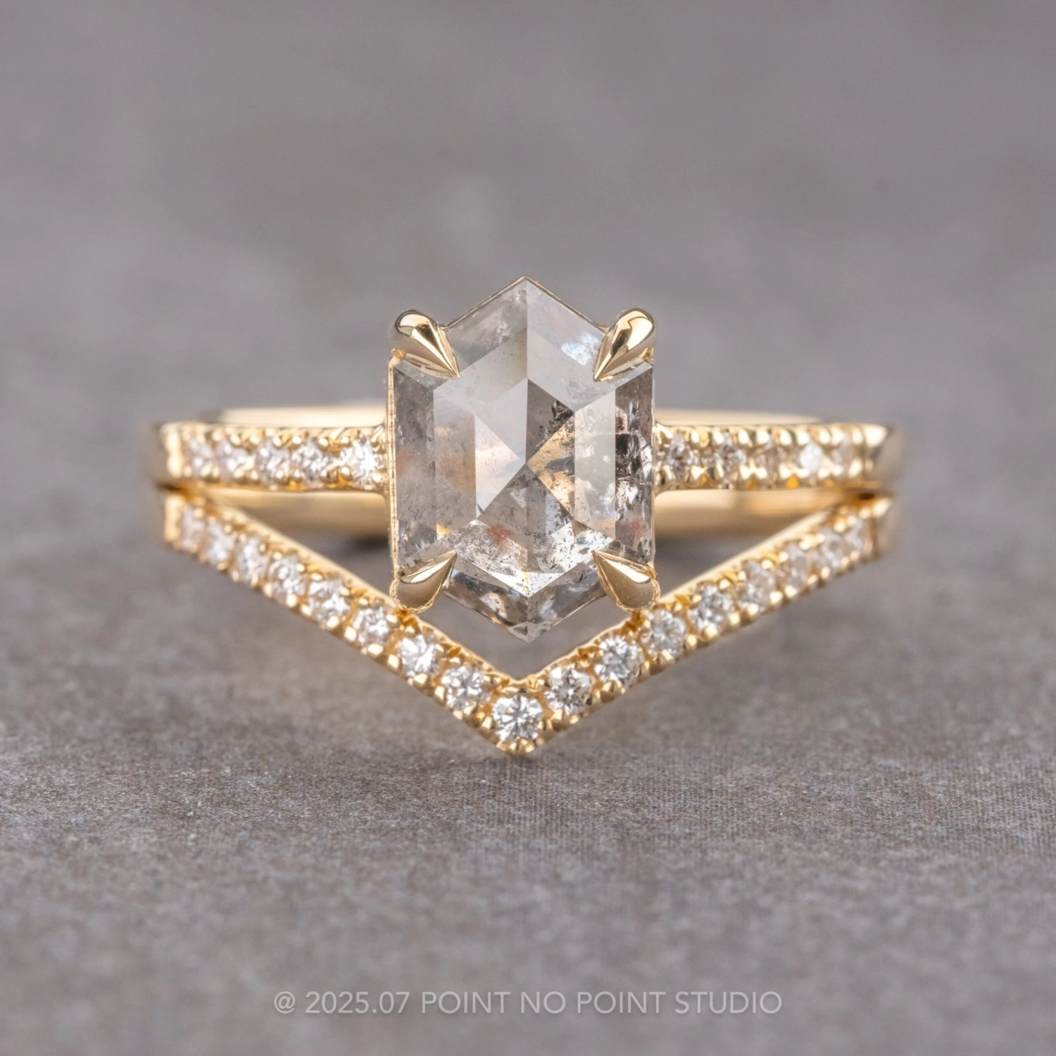 17 White Diamond Vivian Band, 14K Yellow Gold 5 17 White Diamond Vivian Band, 14K Yellow Gold - Image 5