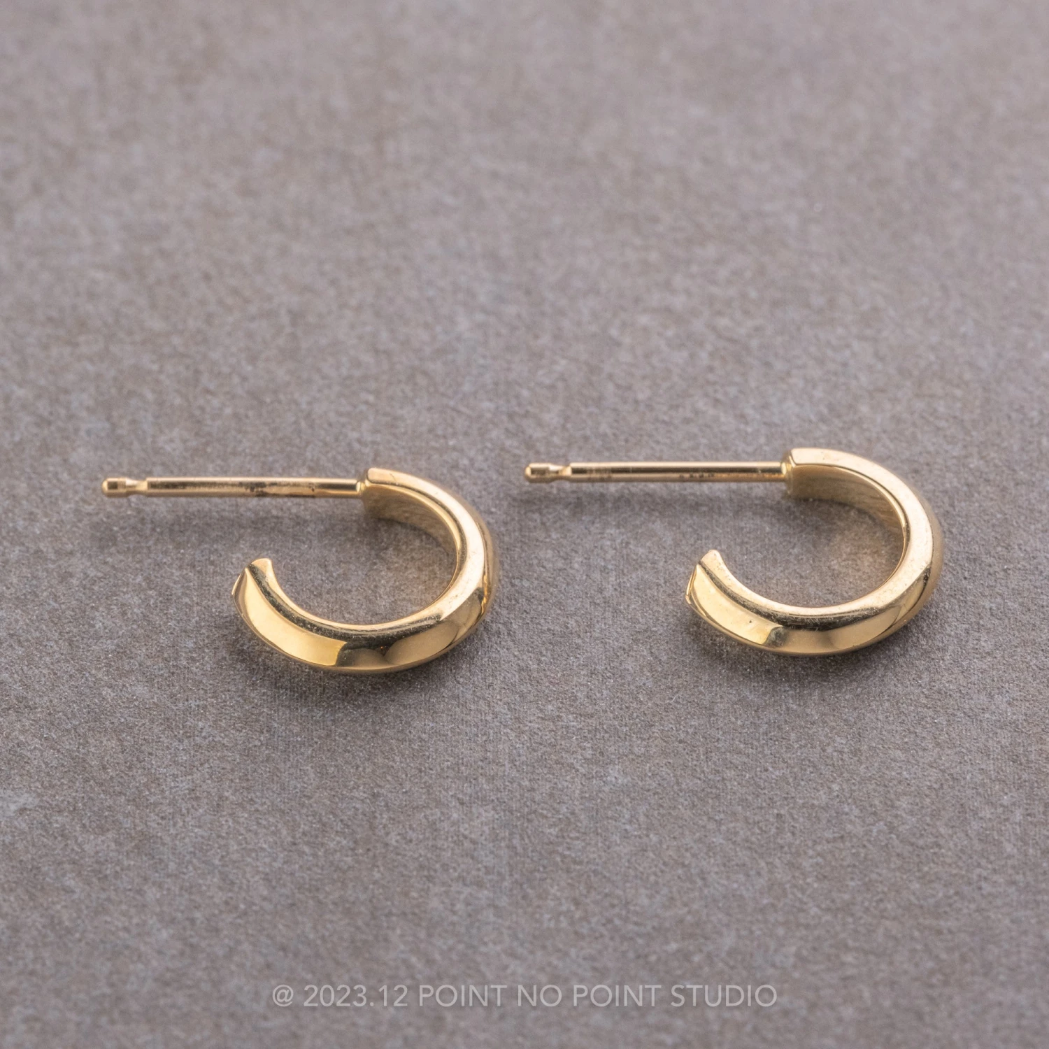 Knife Edge Huggie Earrings, 14k Yellow Gold 2 Knife Edge Huggie Earrings, 14k Yellow Gold - Image 2